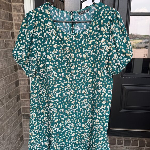 Women's Green & Yellow Floral Dress - Picture 1 of 5